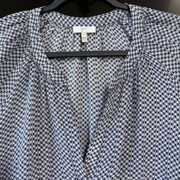 Joie Silk Navy White Top Blouse Size M - Picture 2 of 8